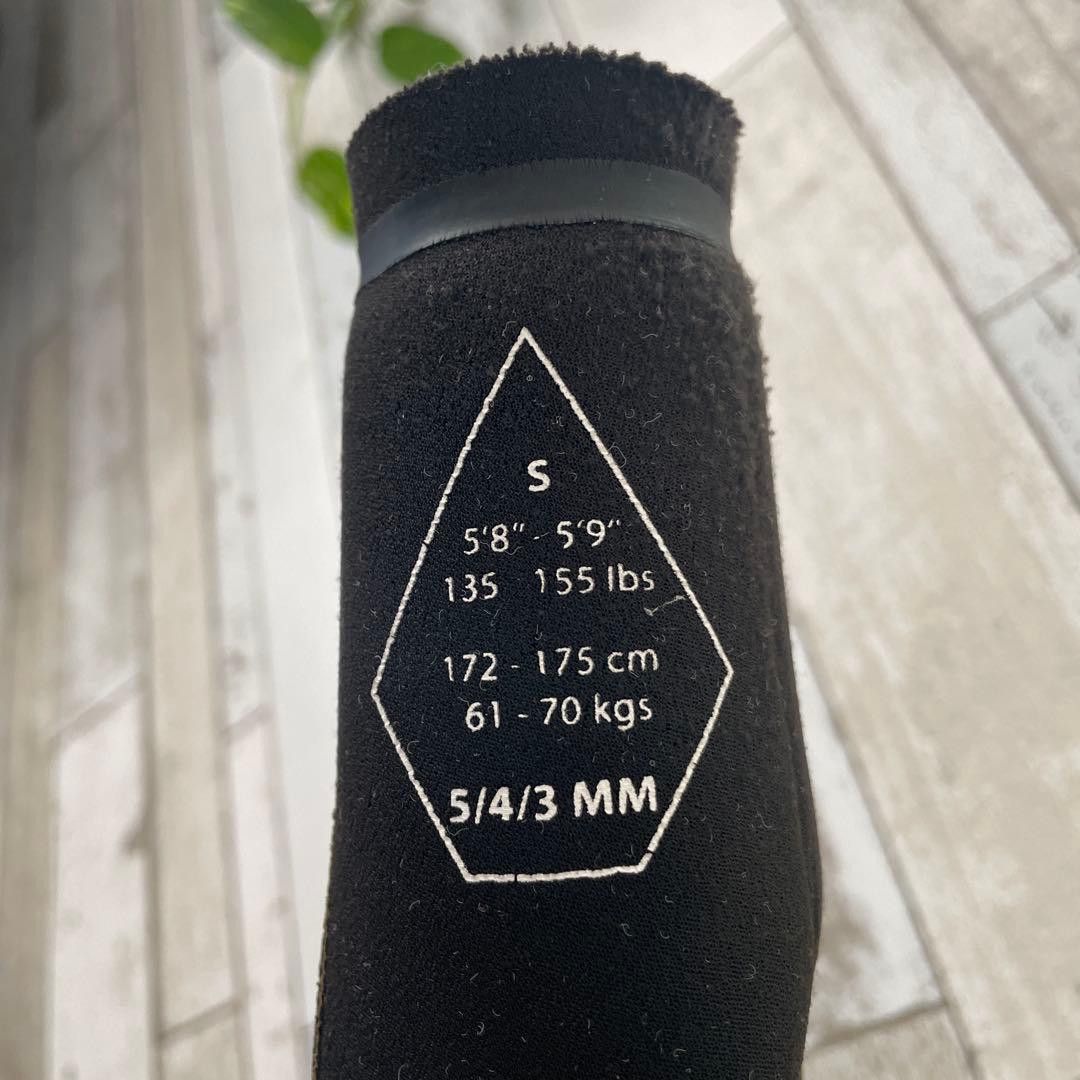 【早い者勝ち】VOLCOM メンズ 173cm前後 ジャーフル フード付き