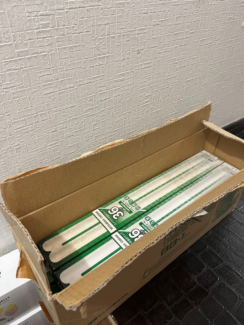 【未使用品】三菱電機　コンパクト蛍光灯ランプ　昼白色FPL36EXN 6本セット