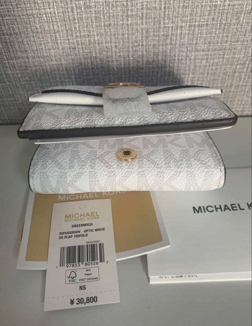 MICHAEL KORS 三つ折り財布　ホワイト