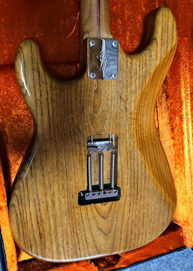 軽量 Warmoth St