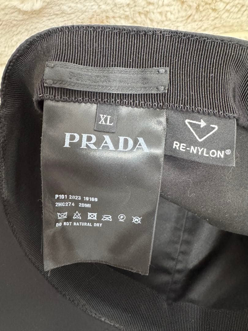 PRADA プラダ ブラック ベースボールキャップ XL