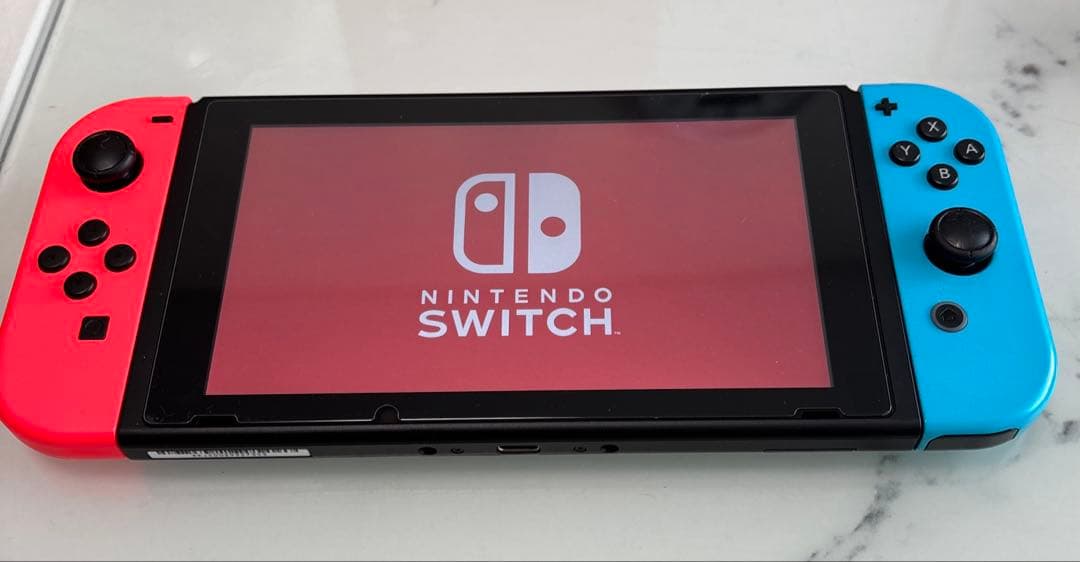 任天堂 Switch一式とソフト付き