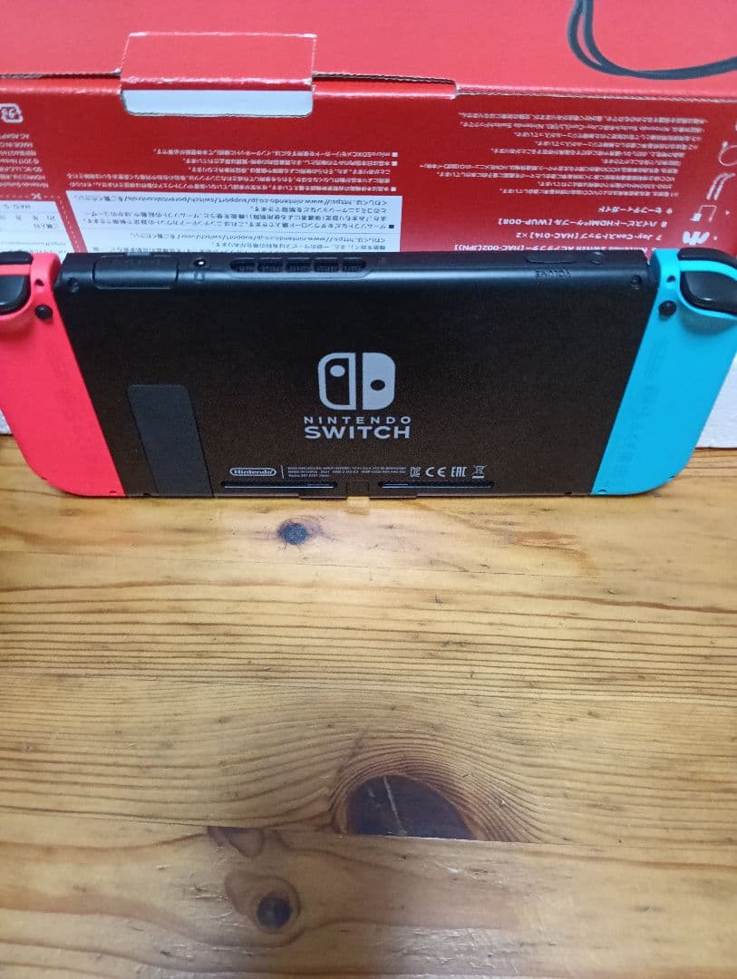 値下げNintendo Switch 本体 青赤 JoyCon付 【美品・完品】