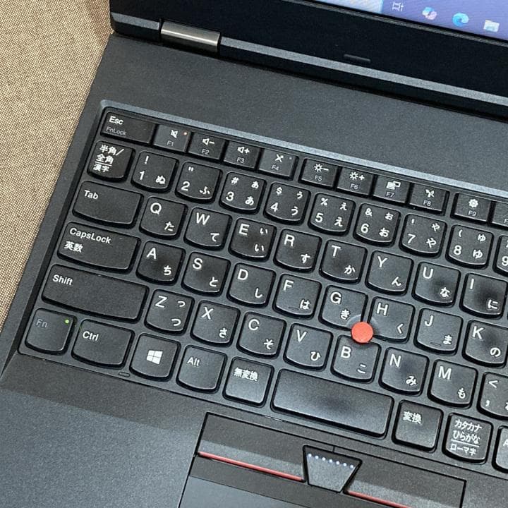 レノボ ノートPC ThinkPad L570【中古】
