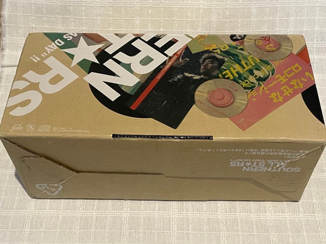 サザンオールスターズ 44 singles container