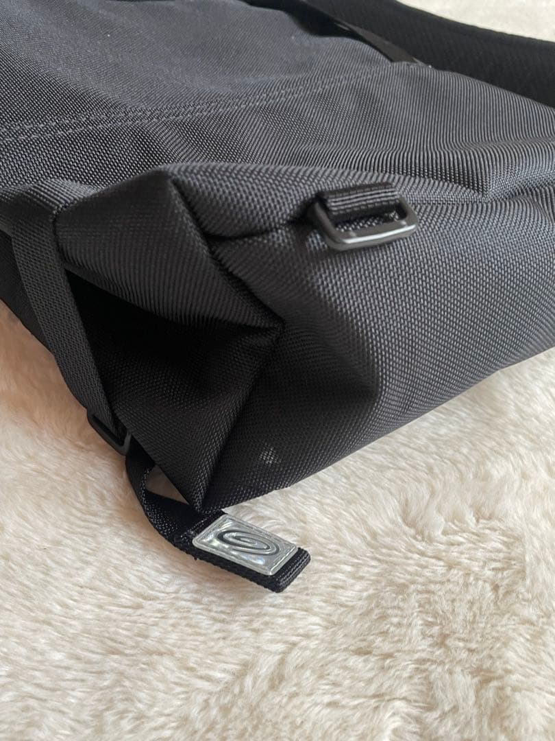 TIMBUK2 メッセンジャーバッグ ブラック 大容量 ショルダーバッグ