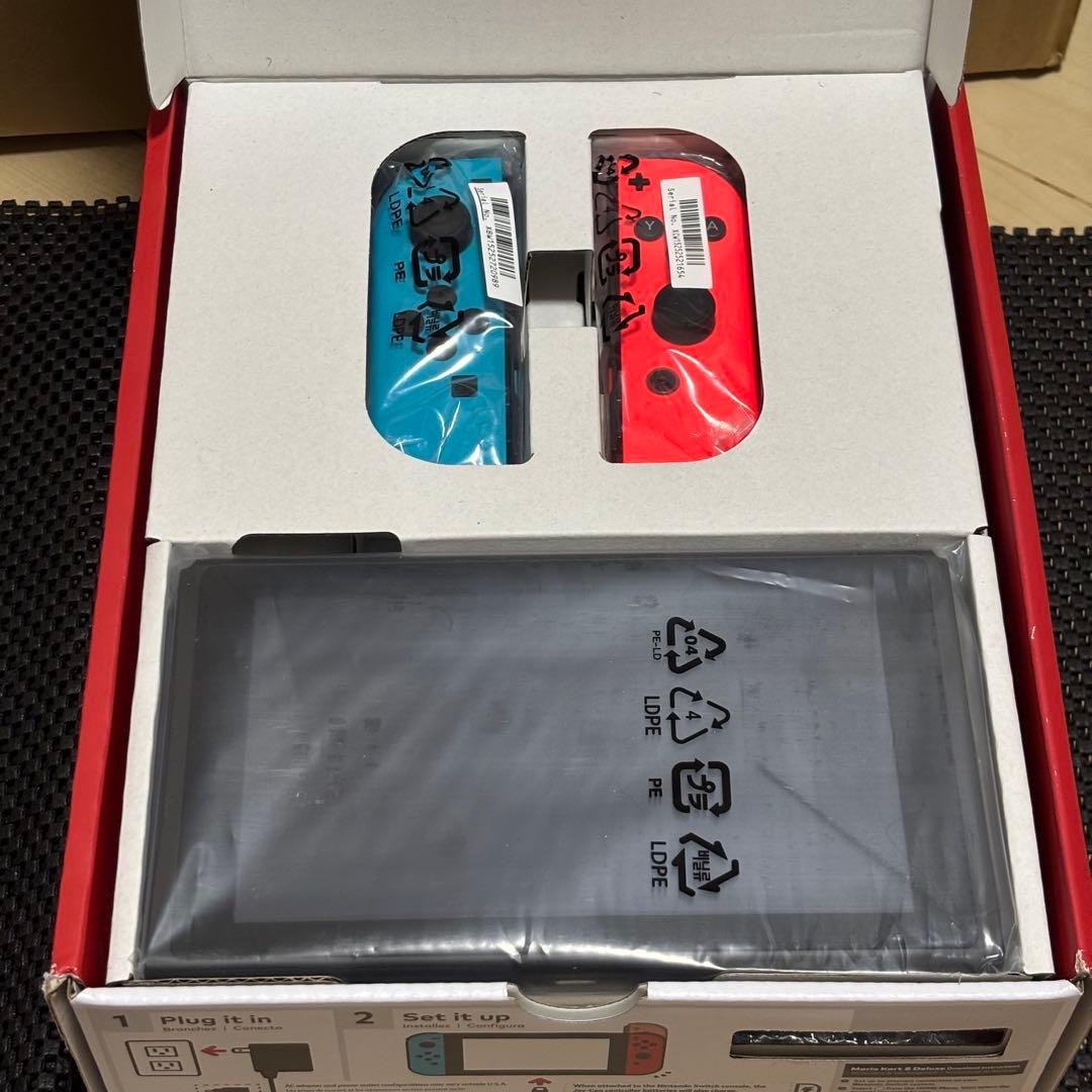 ★新品未開封★ 北米版 Nintendo Switch マリオカート8デラックス