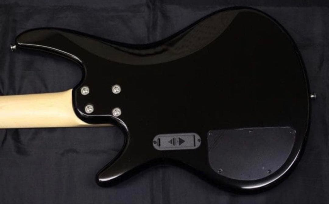 Ibanez / Gio Series / GSR205-BK 5弦エレキベース