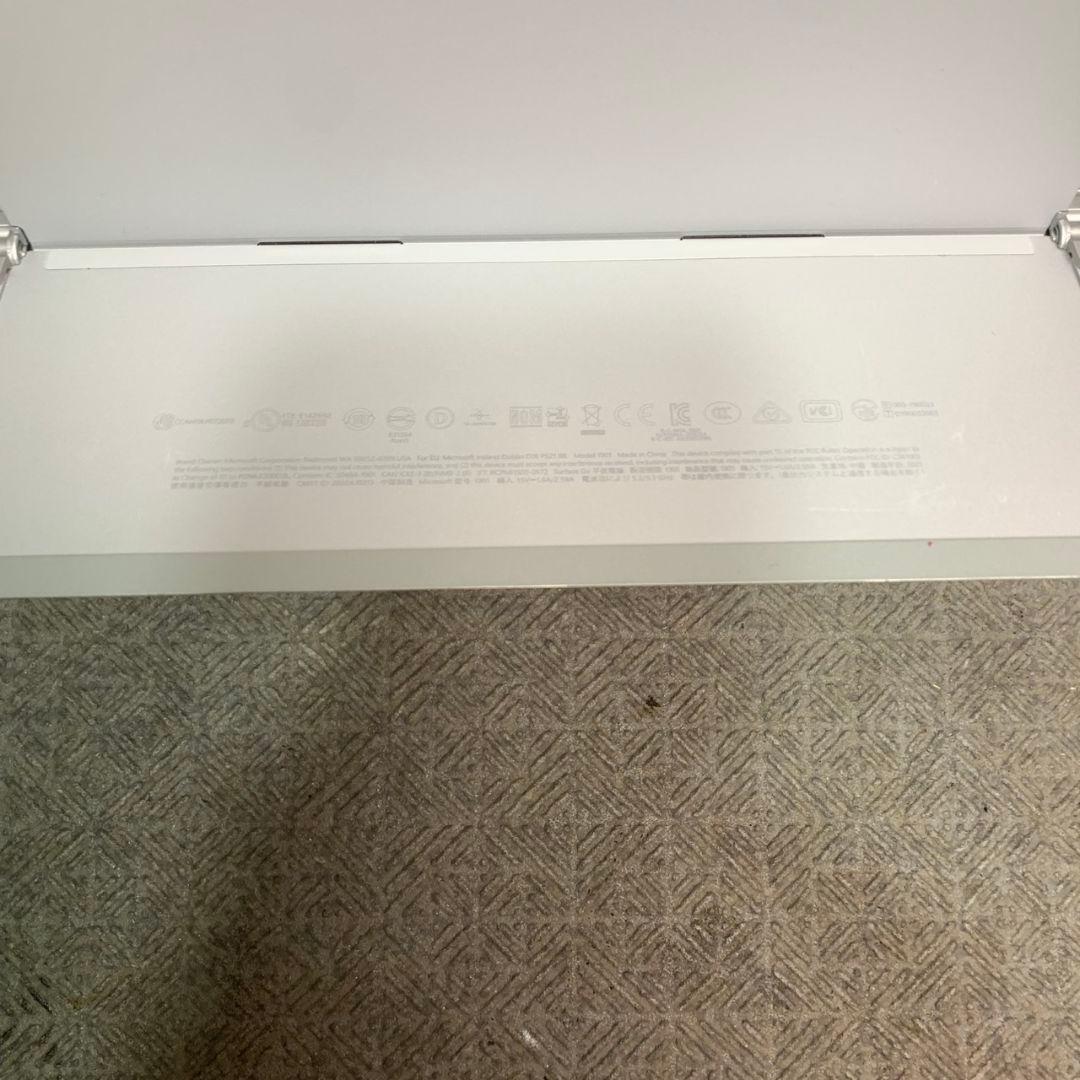 L047 Microsoft Surface Go 3 2021年モデル