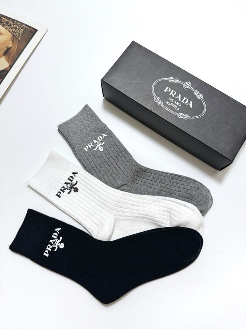 PRADA ロゴ リブソックス 3点セット