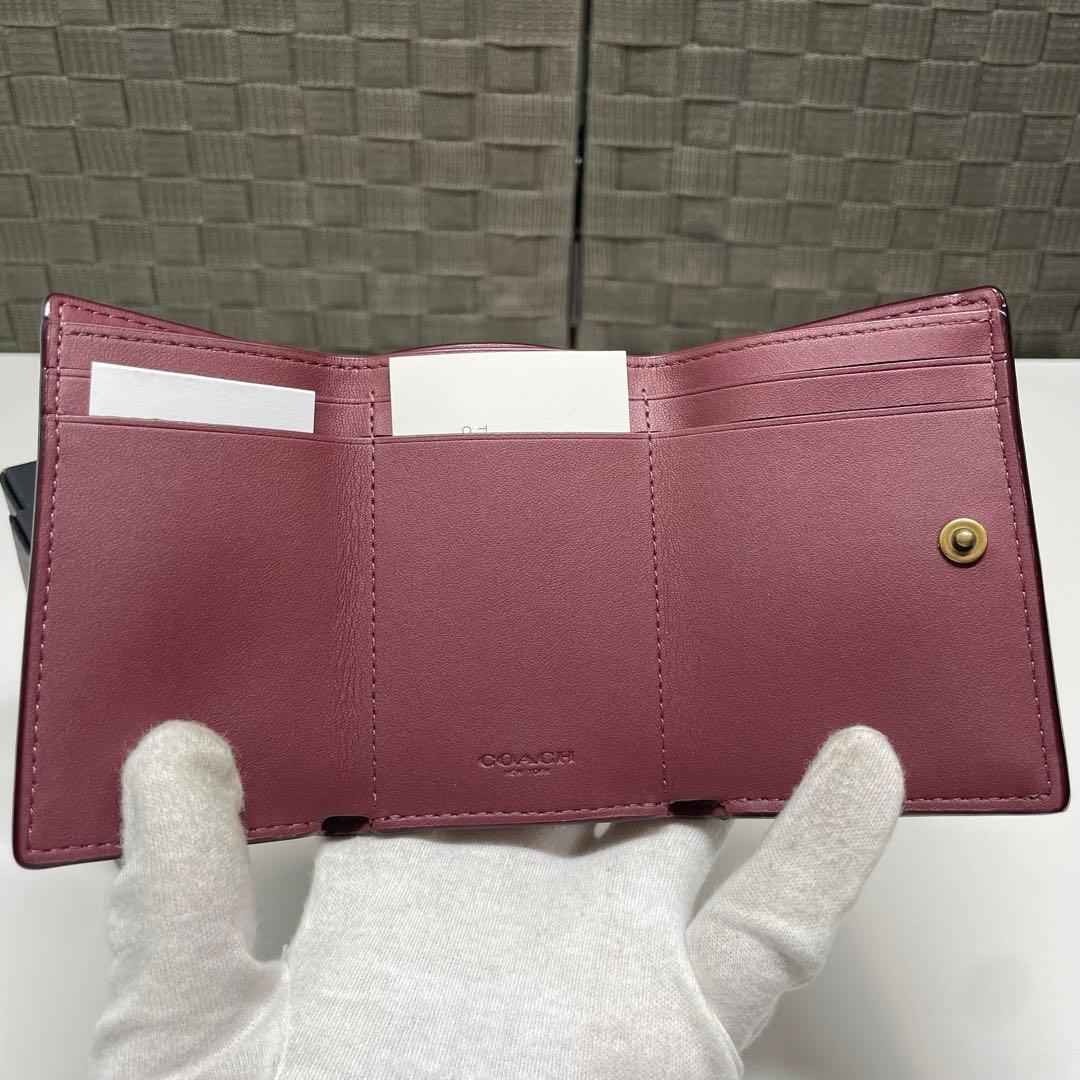 ア*キ様 未使用品　COACH 三つ折り財布 ブラウンレザー
