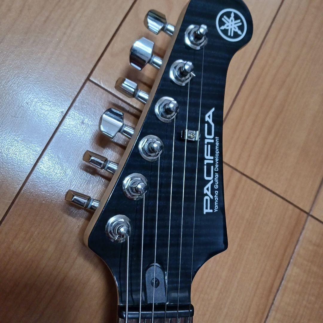 N*A様 YAMAHA PACIFICA212VFM　中古品
