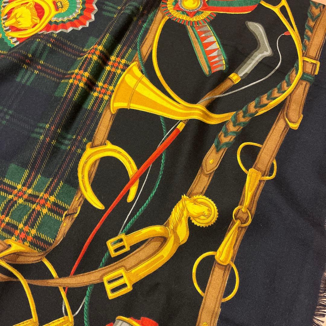 Gucci 馬具とタータンチェック ストール