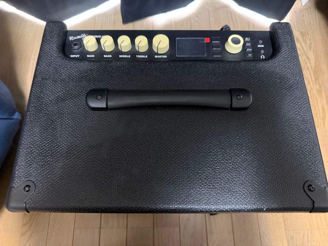 FENDER フェンダー RUMBLE STUDIO 40 ベースアンプ