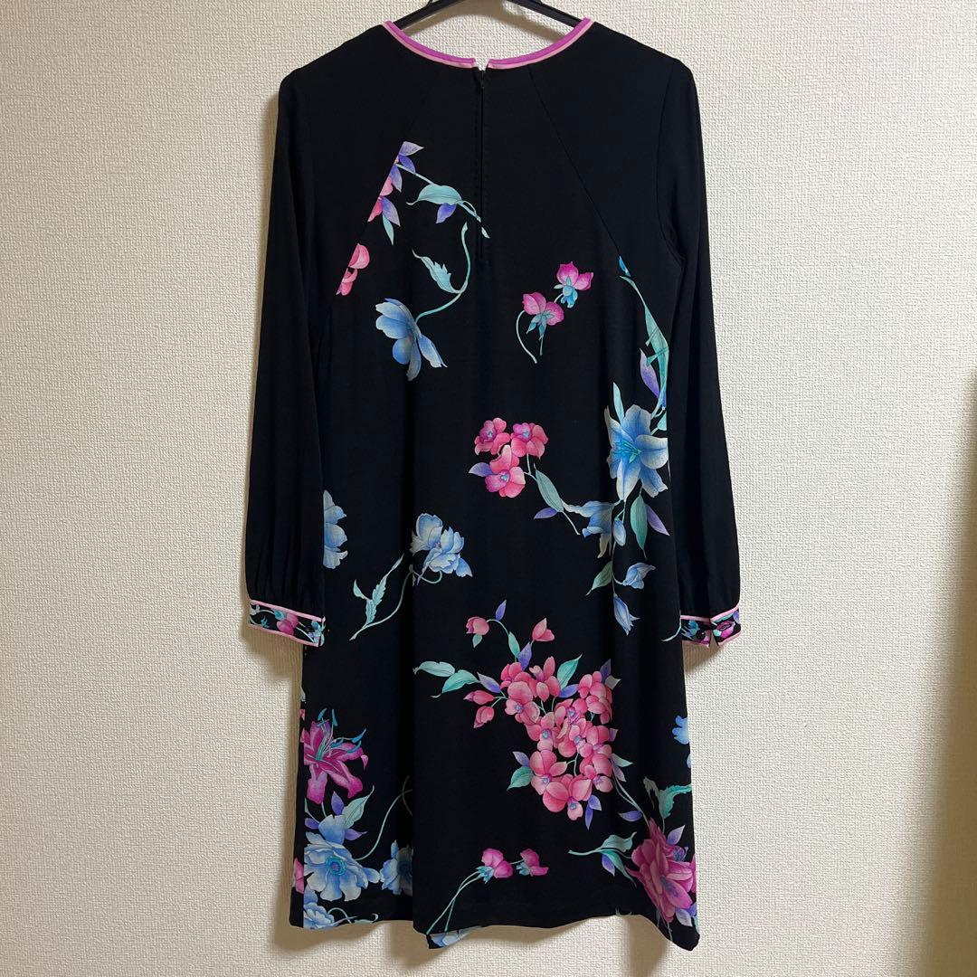新品　レオナール　ワンピース　40 定価20万円