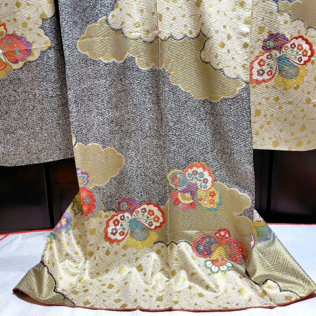 正絹　草花模様　お振袖 　美品