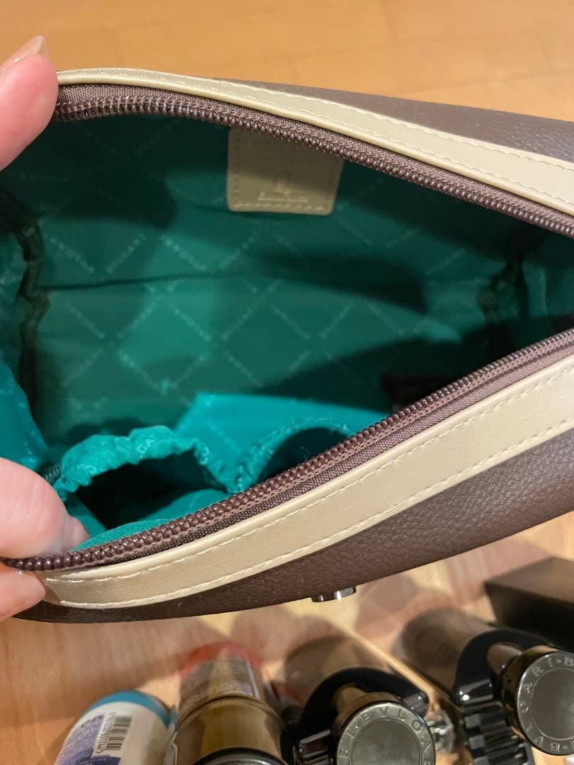 【新品】エミレーツ　ファーストクラス　アメニティ　男性用