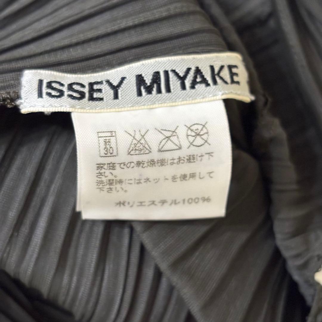 イッセイミヤケ　ワンピース　ノースリーブ　バイカラー　ISSEY MIYAKE