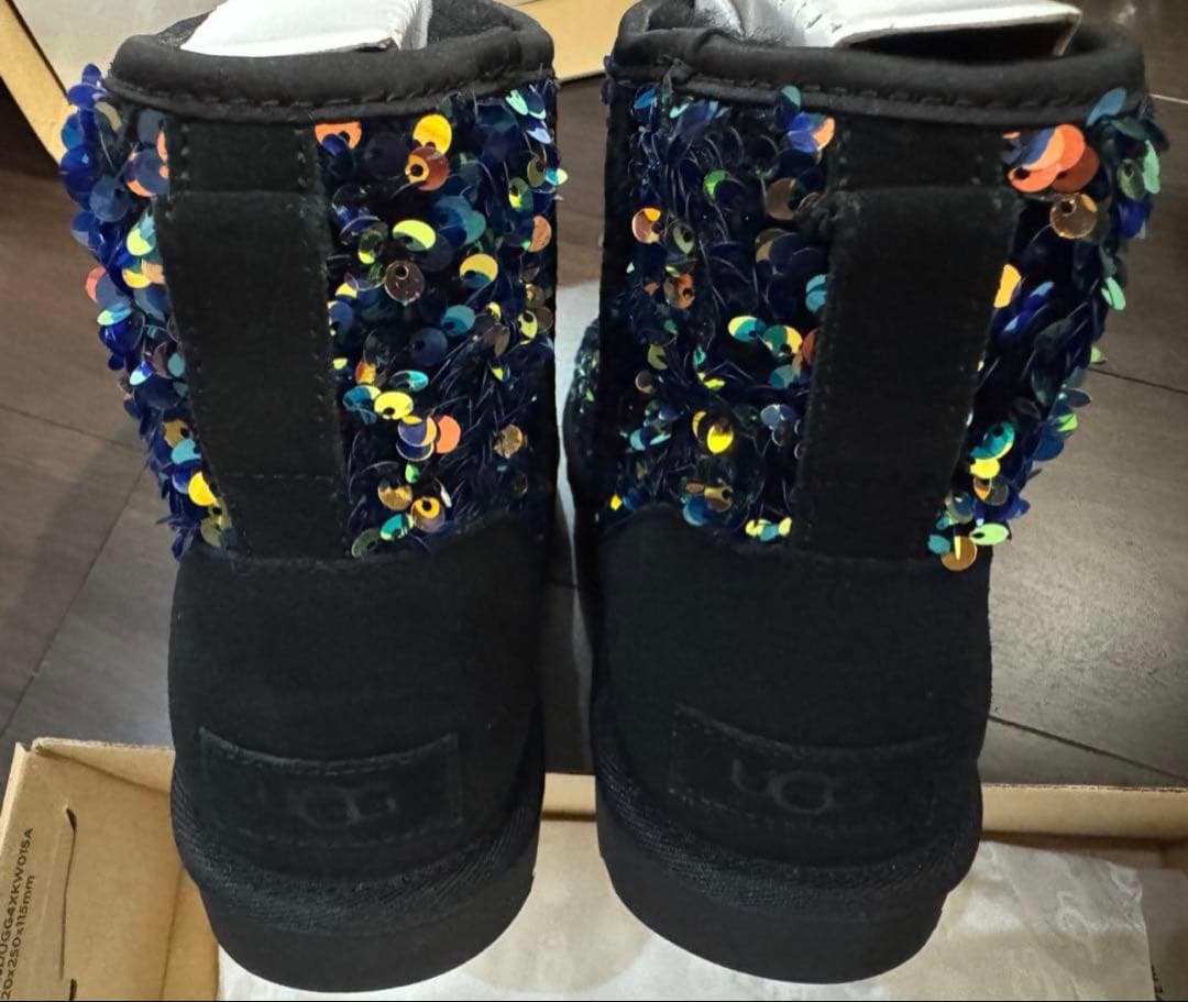 「新品未使用」UGG スパンコール ムートンブーツ