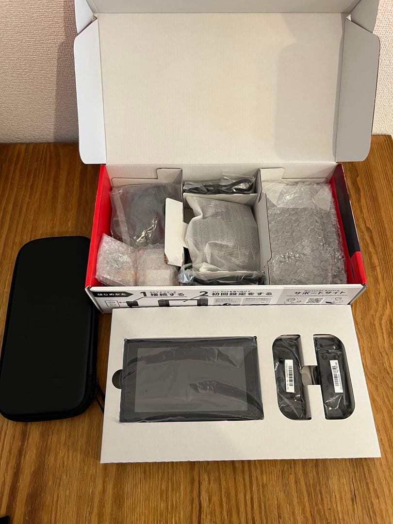 Switch 本体 付属品完備【sdカード他おまけ付】