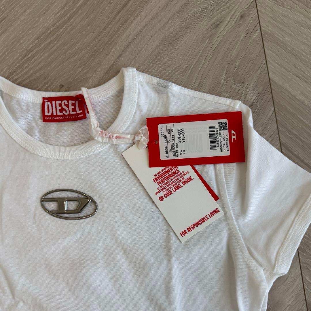 ♡DIESEL♡新品タグ付き　ホワイト Tシャツ