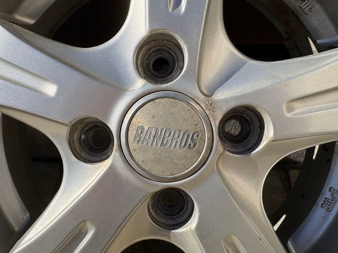 DUNLOPスタッドレスタイヤ＆ホイールセット　155/65R13