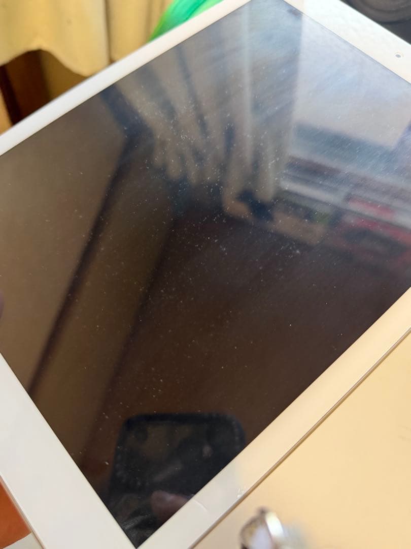 iPad6世代 128GB 最大バッテリー100% ケース、フィルムつき