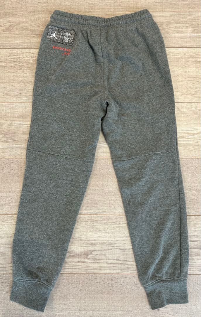 NIKE セットアップ　スウェット パリサンジェルマン グレー　130cm