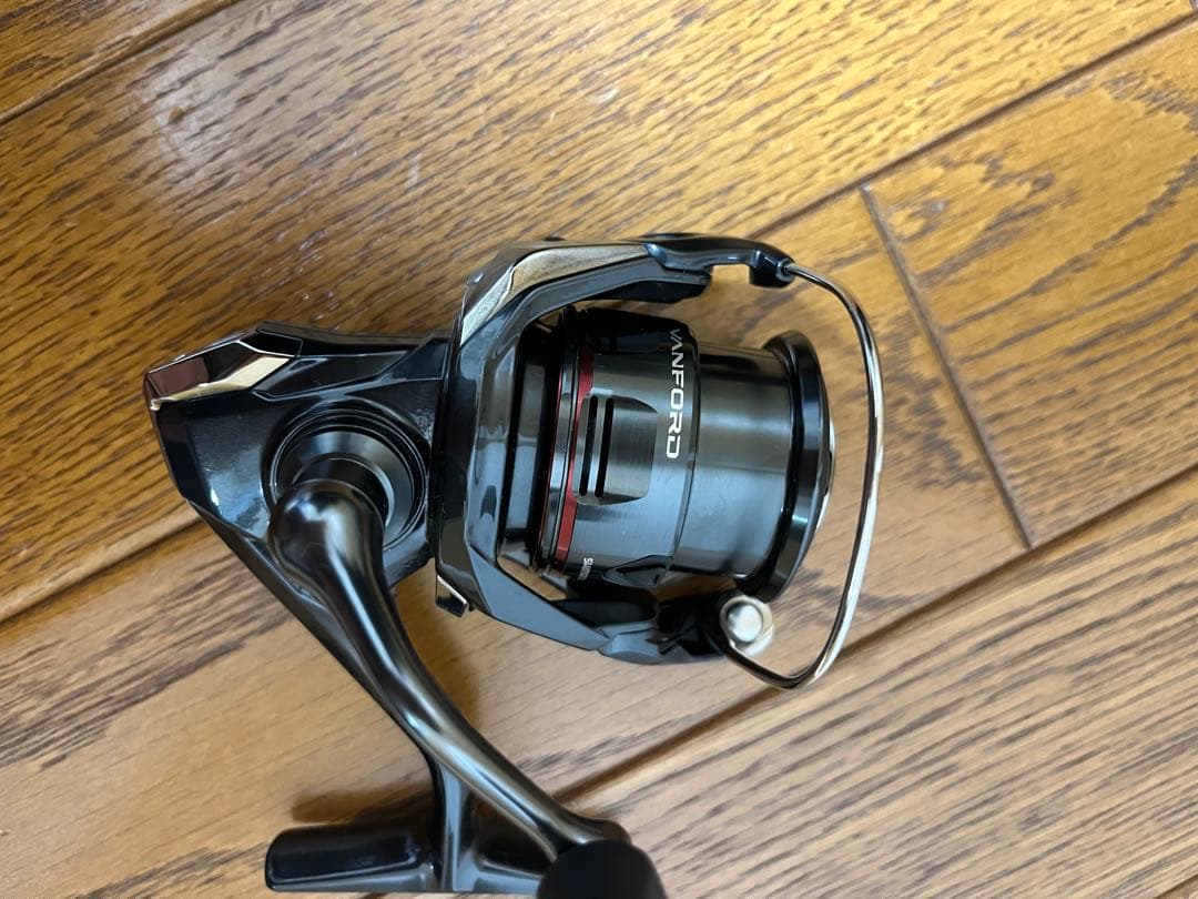 リール 24 VANFORD C2000SHG