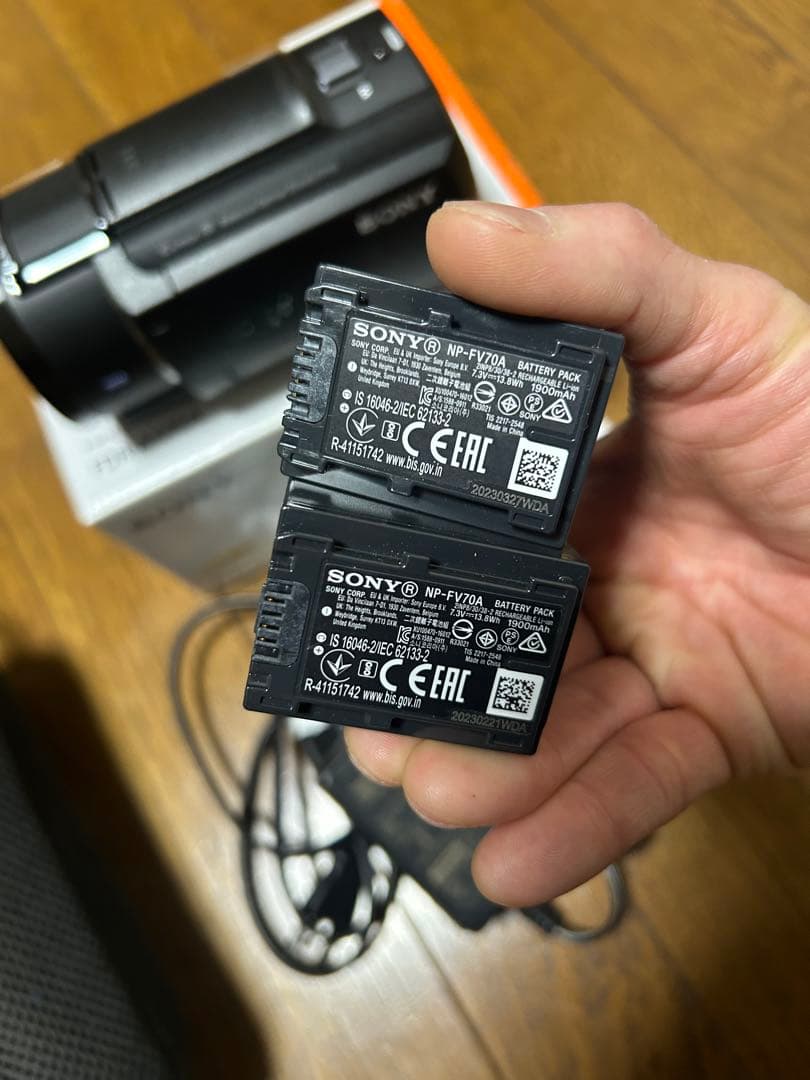 ビデオカメラ　SONY FDR-AX45A 4K ハンディカム 美品！