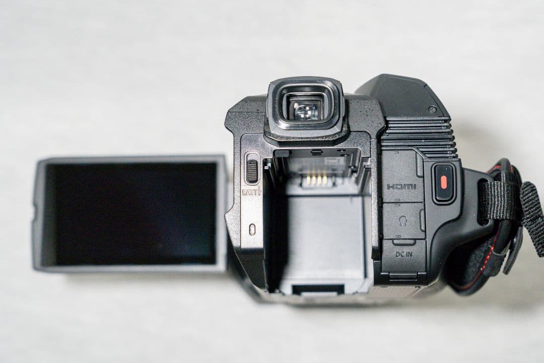 a*o様 パナソニック(Panasonic) 4K ビデオカメラ HC-X150
