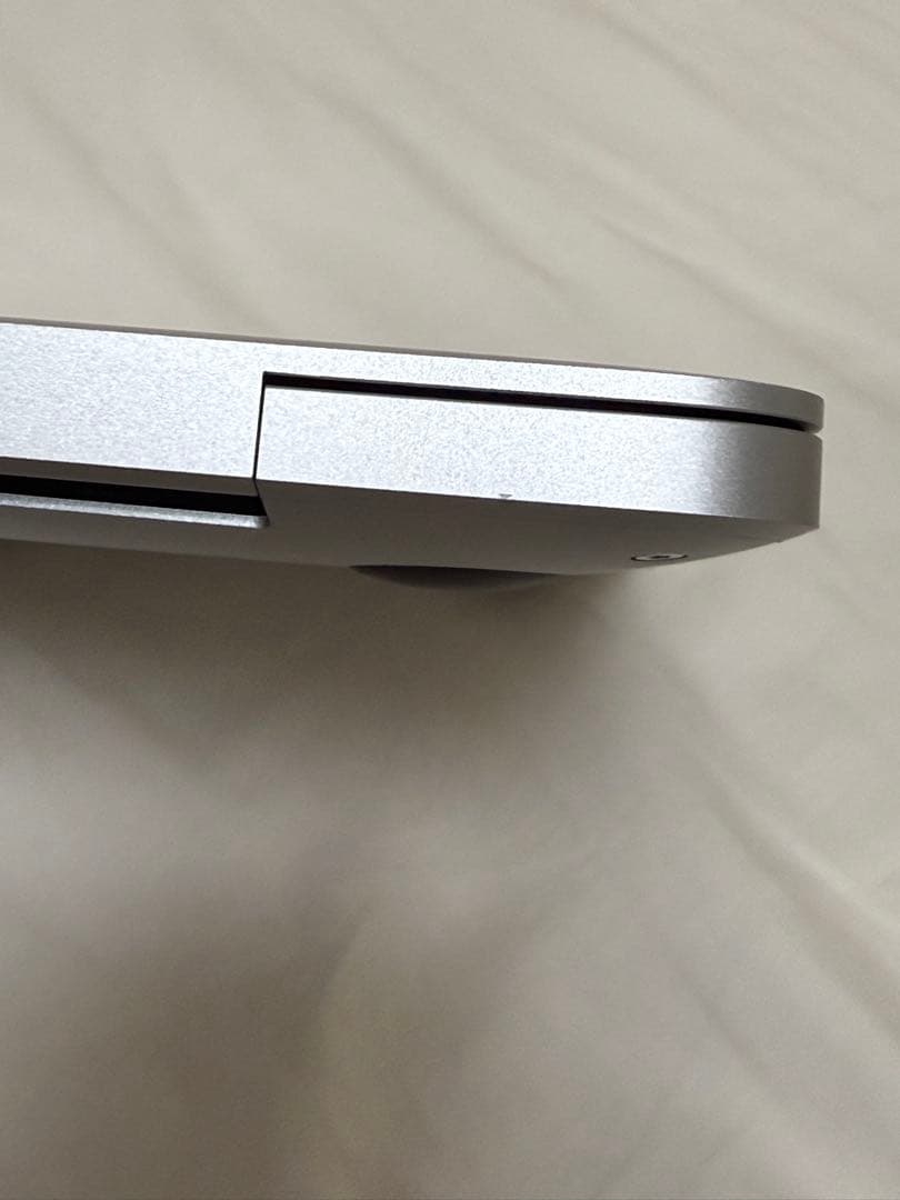 MacBook Pro（Thunderbolt 3ポート × 2）シルバー