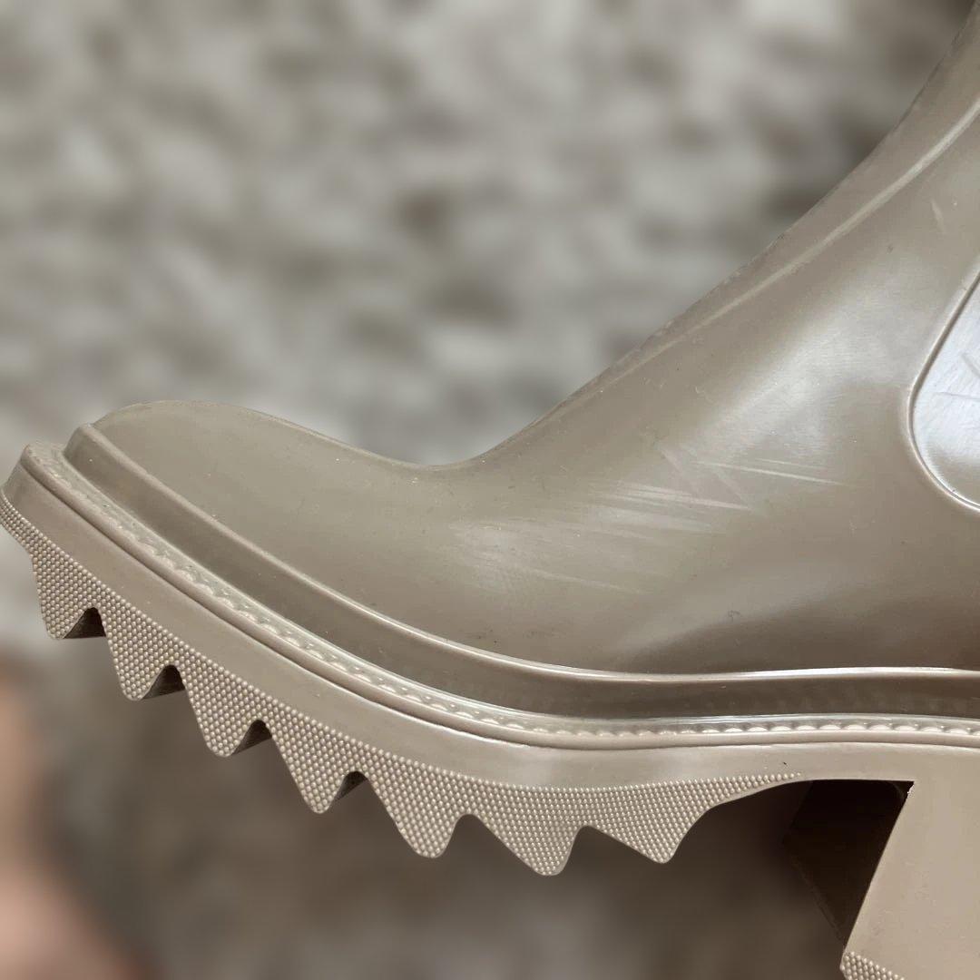 Chloé ベージュ ジッパー付きレインブーツ