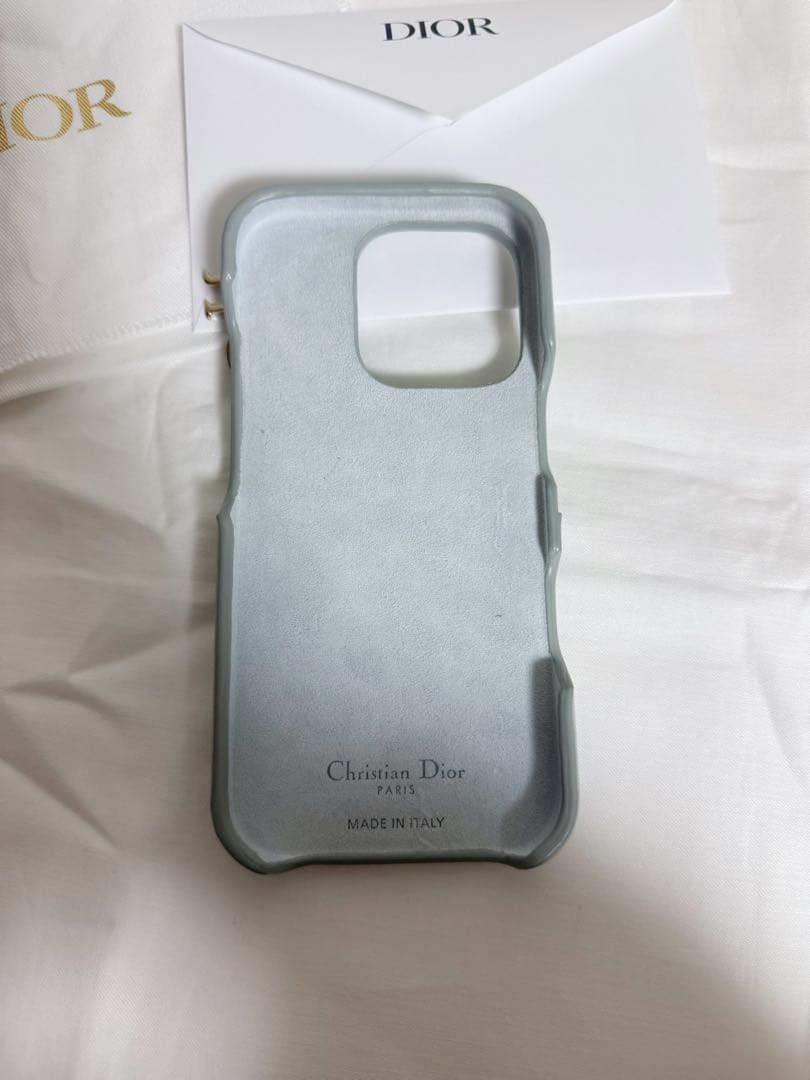Dior キルティングレザー iPhone16proケース