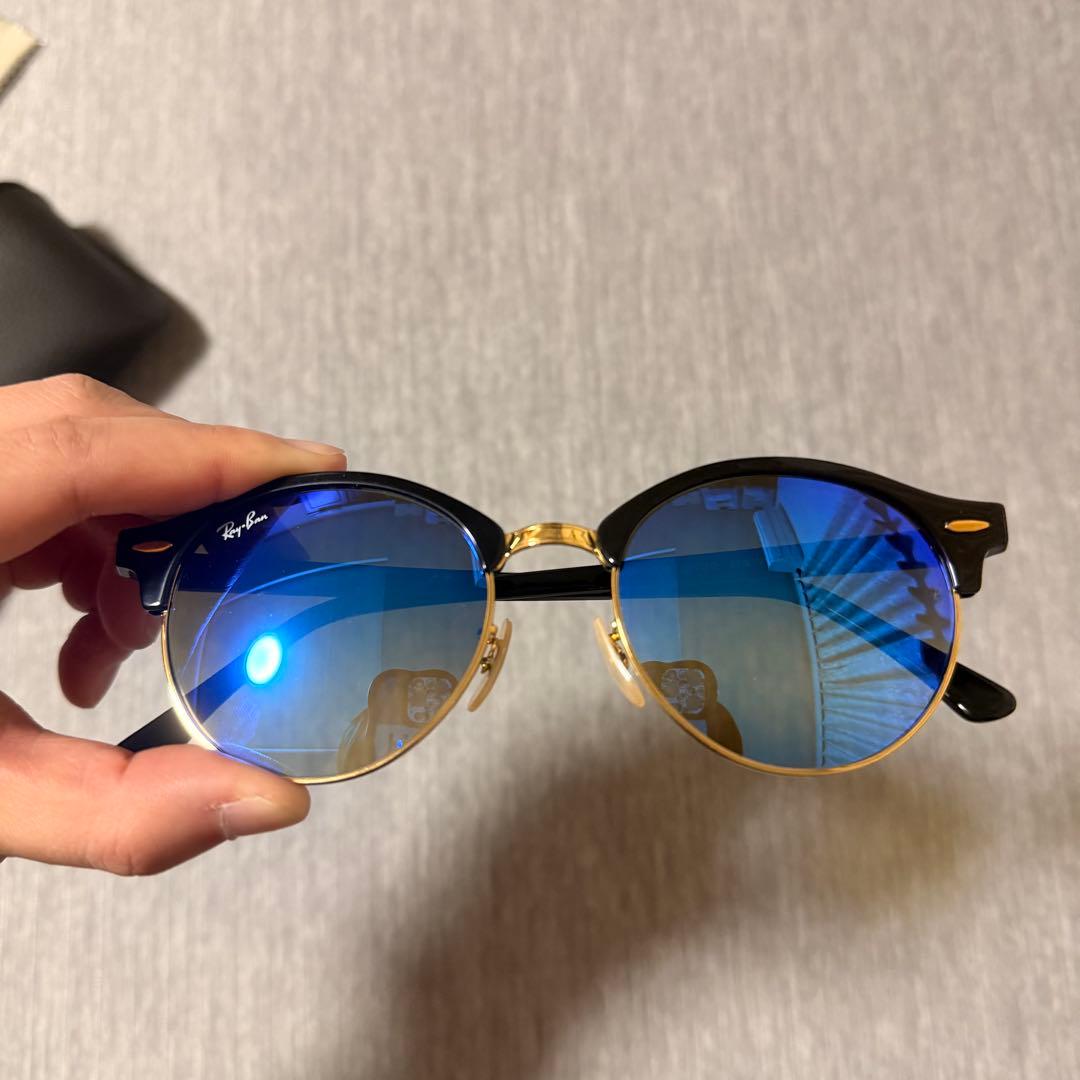 Ray-Ban ラウンド型サングラス ブラック/ブルー