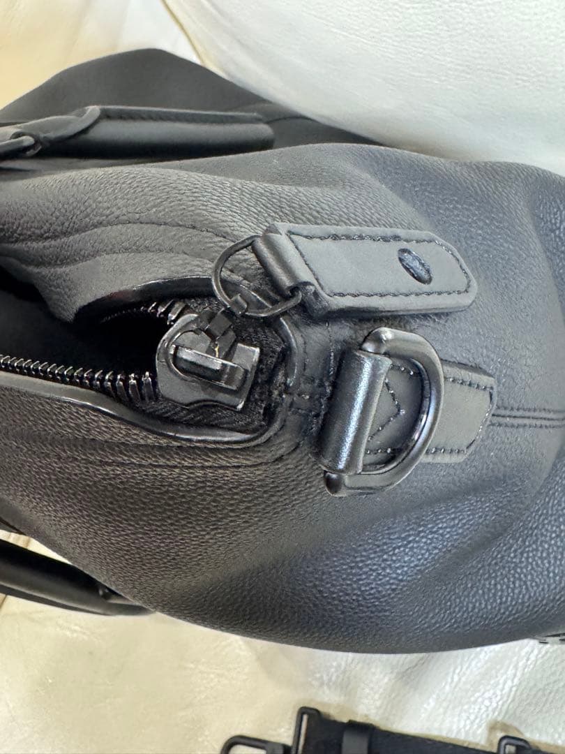 【定価61.6万・極上のカーフレザー】LOUIS VUITTON ロックイット