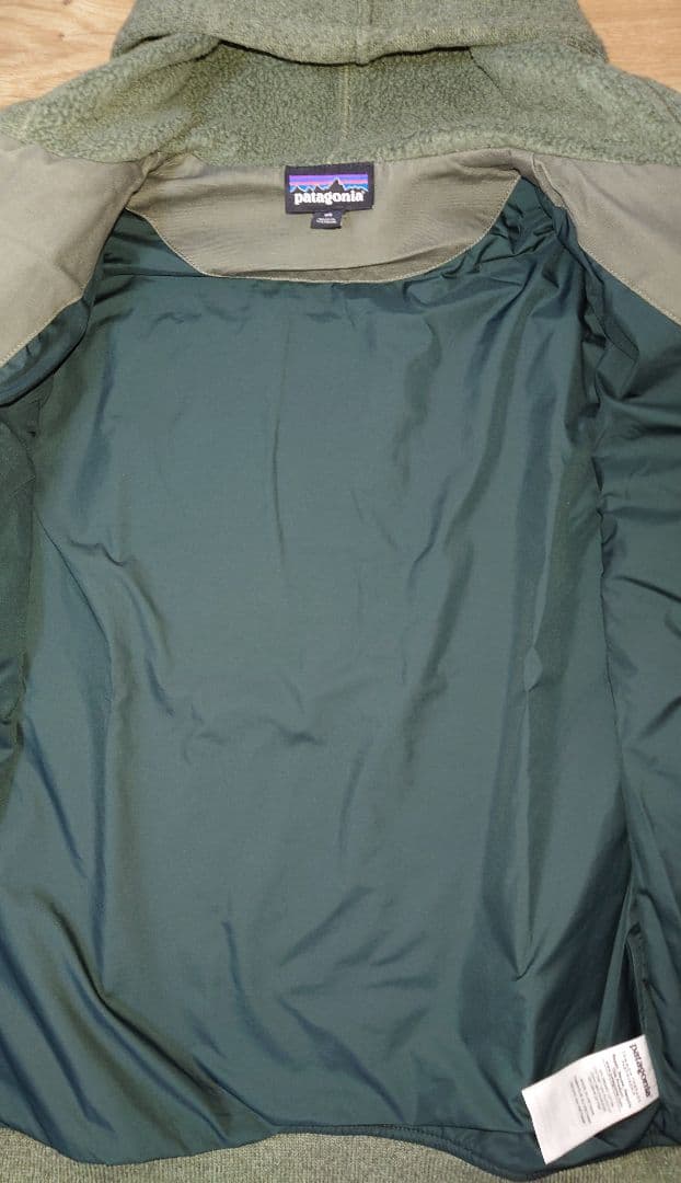 美品 patagonia ベターセーター　ハイブリッドフーディ XSサイズ