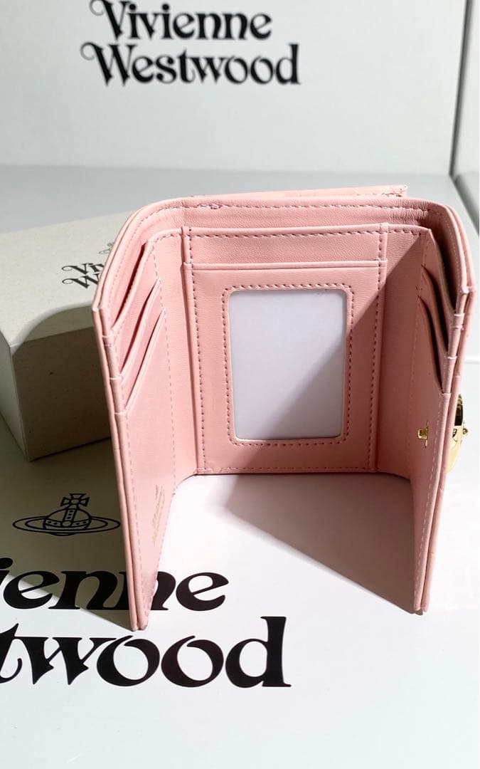 可愛いピンク色三つ折り財布51150004