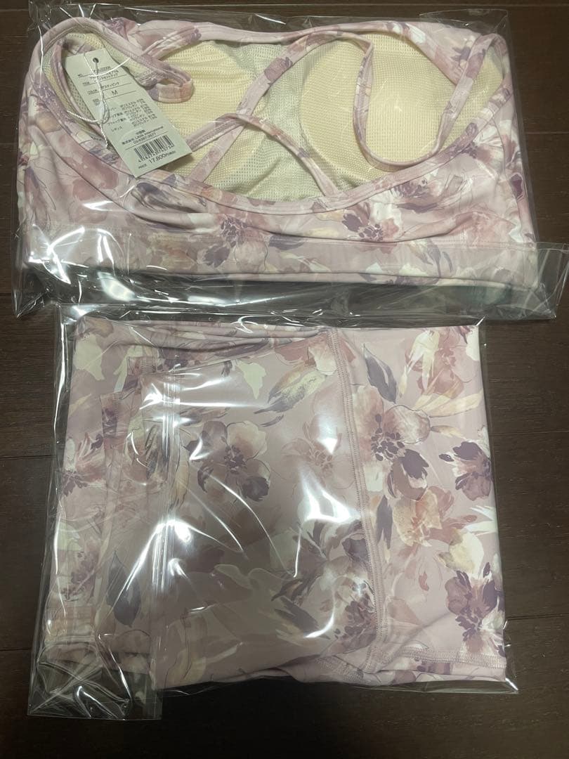 Mさまへ新品未使用【SUKALA】ボタニカルガーデン 上下セット