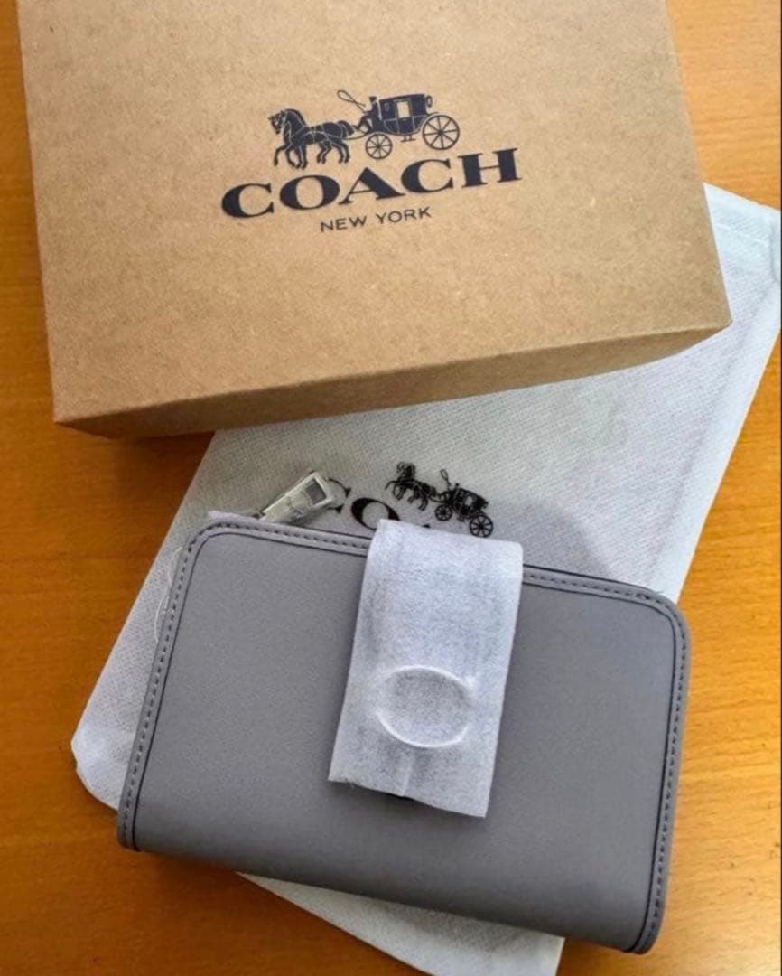 ラスト1点 新品未使用COACHコーチ 折り財布 タビーミディアム グレー 箱付
