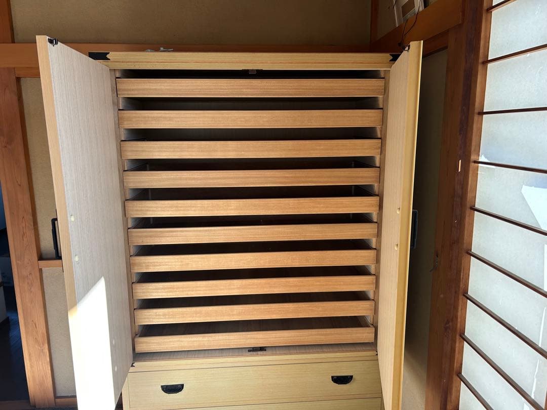 桐ダンス