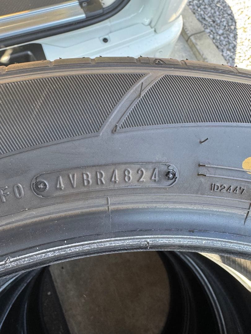 DUNLOP 235/55R19 タイヤ 4本セット