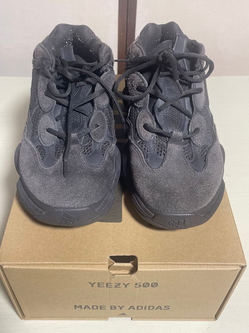 YEEZY 500 グレー スニーカー
