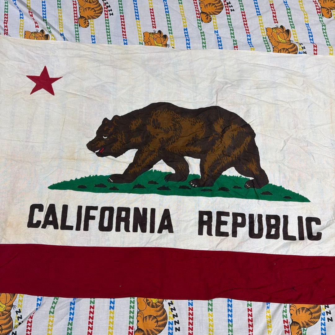 60年代　60s カリフォルニアの州旗　アメリカヴィンテージ　フラッグ