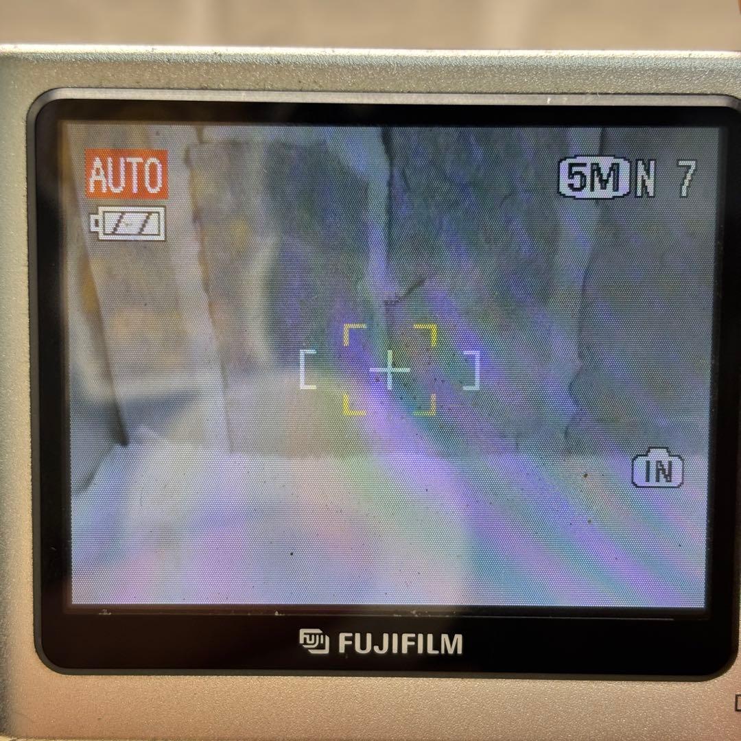 ✨人気カラー・動作良好✨FUJIFILM FinePix Z3 動作品 充電器付