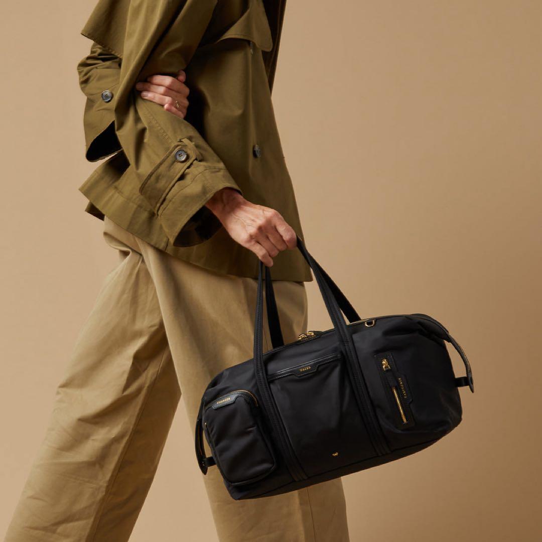 ANYA HINDMARCH インフライトバッグ　ブラック