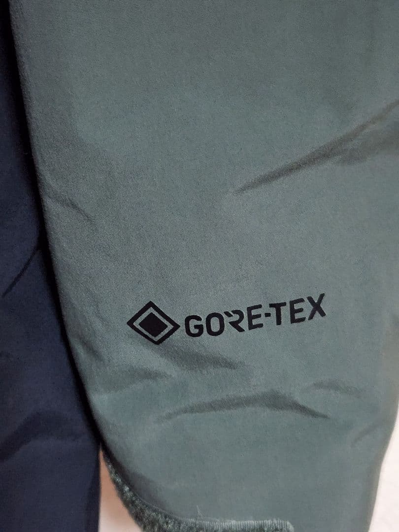 ６８６　GORE-TEX　Sサイズ　最終値下げ
