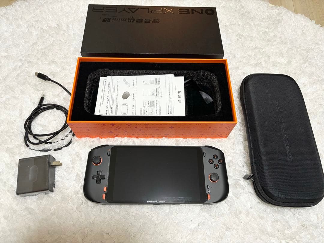 ケース付きONEXPlayer Mini Core i7 16GB 1TB
