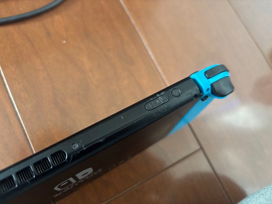 Nintendo Switch 本体（箱、付属品あり）