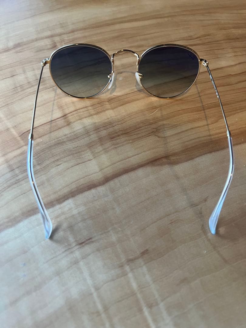 Ray-Ban ラウンドサングラス ゴールド/ブルー